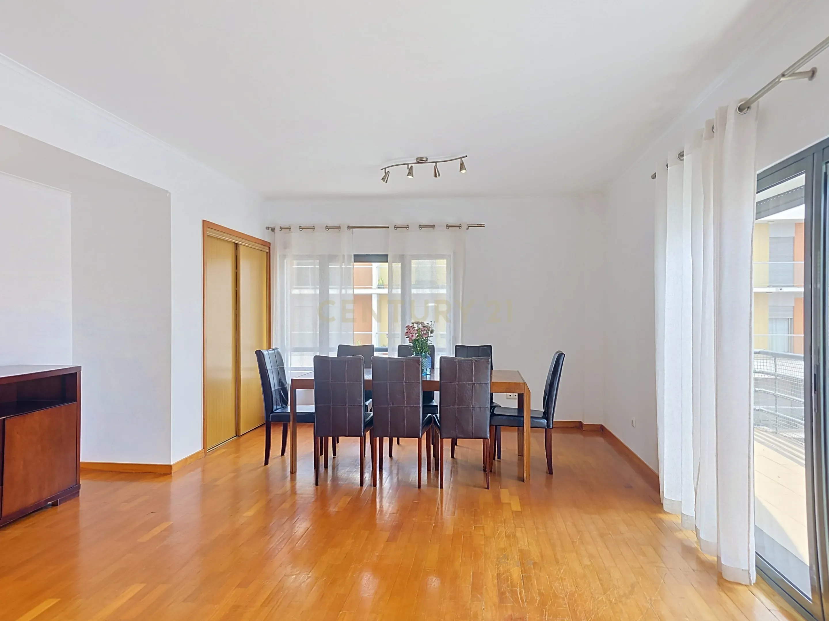 Fotografia 9 de Apartamento T3 no Edifício Mónaco, em Ponta Delgada