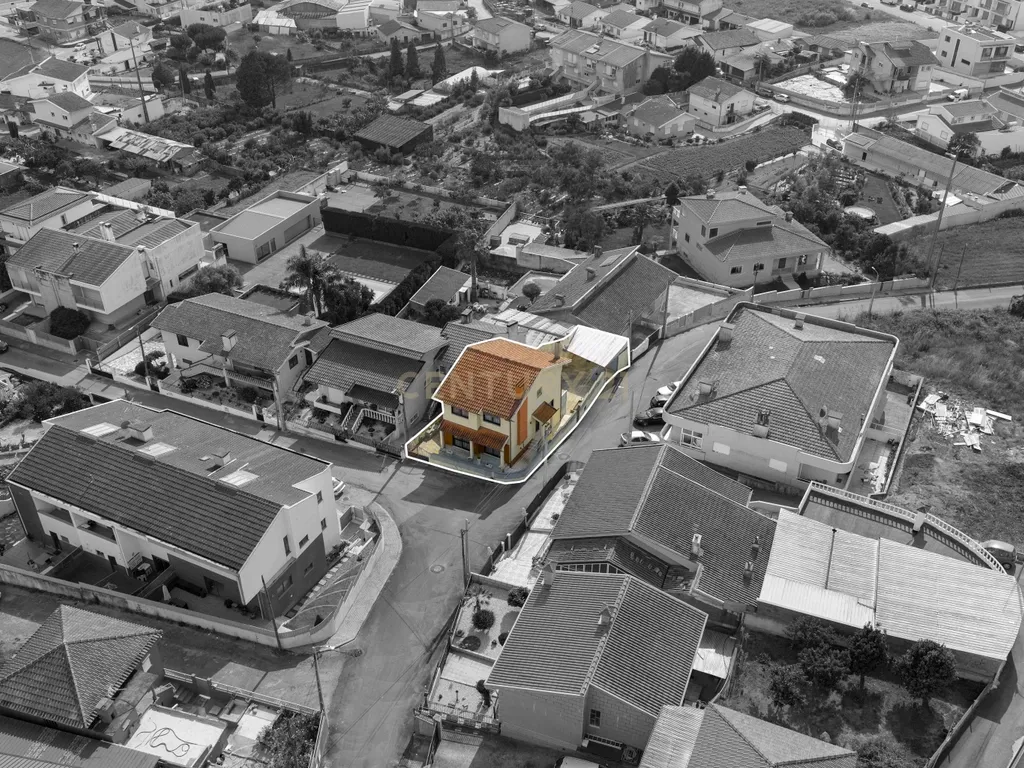 Moradia T3 Nogueira da Regedoura - Image 5