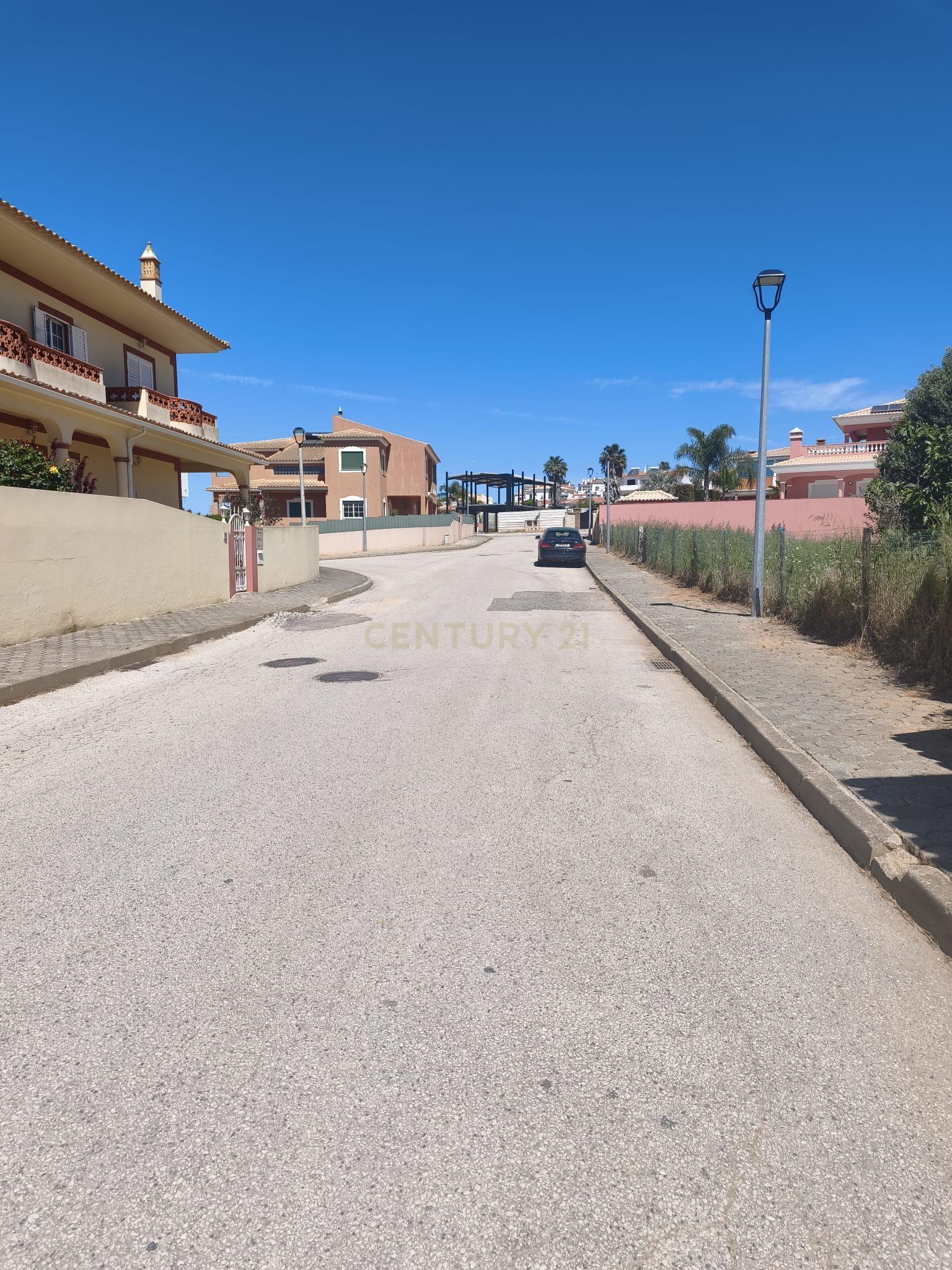 Fotografia 11 de Terreno Urbano com Projeto Aprovado – Pedra Alçada, Lagos