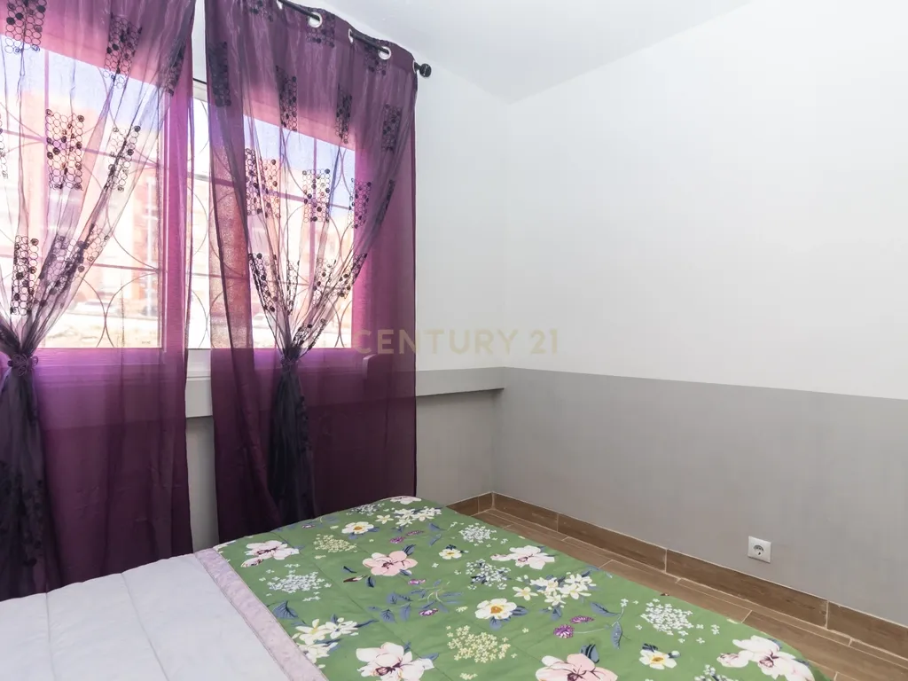 Apartamento T1 em Santo António da Charneca, Barreiro - Image 14