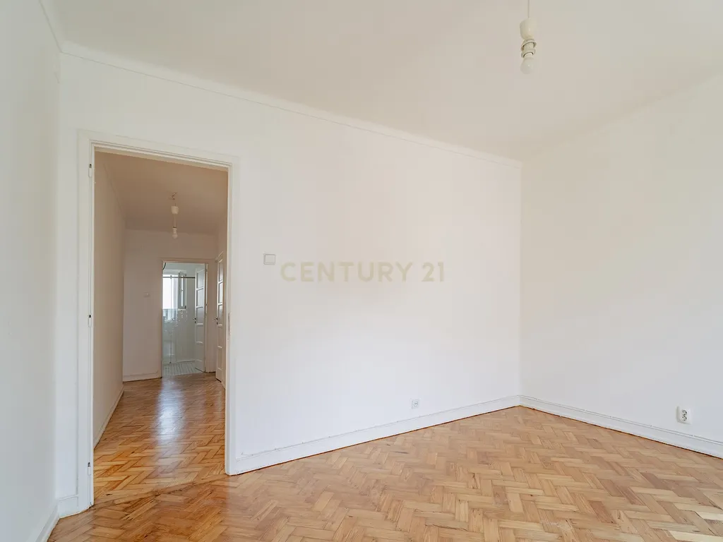 T3 Duplex com Terraço — Campo de Ourique - Image 3