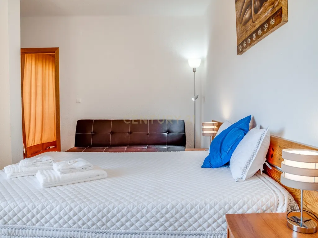 Apartamento T2 com Vista Mar, Albufeira, Algarve - Image 8