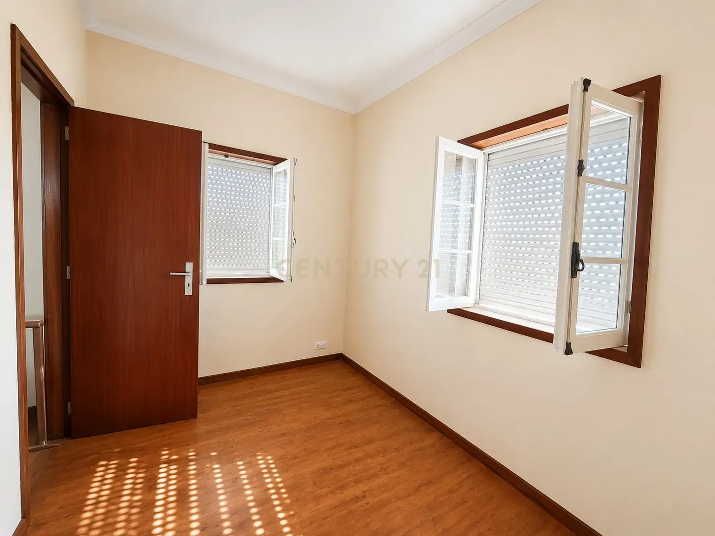 Fotografia 9 de Moradia T3 inserida num lote de terreno de 969,9 m² | São Mamede do Coronado, Trofa 🏡🌿