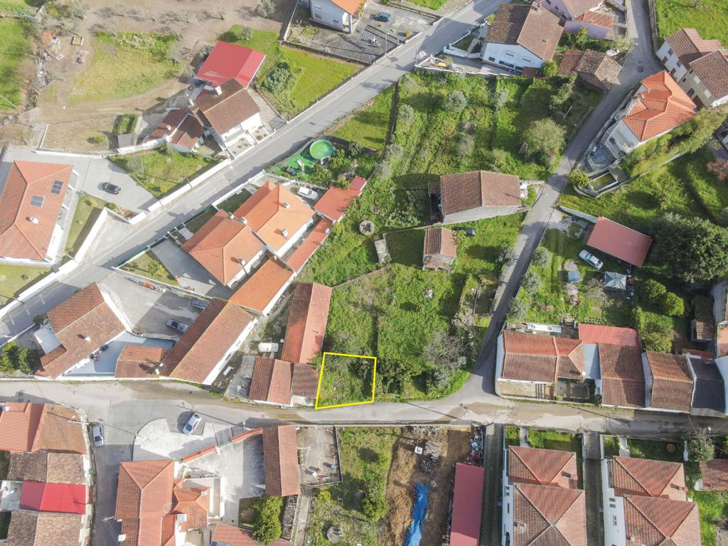  Casa em Ruínas em Miranda do Corvo - Image 5