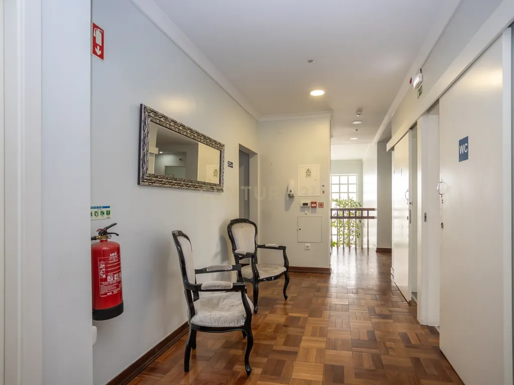 Fantástica Moradia Versátil com Piscina e Jardim, junto a serra da Arrábida – Setúbal - Image 61