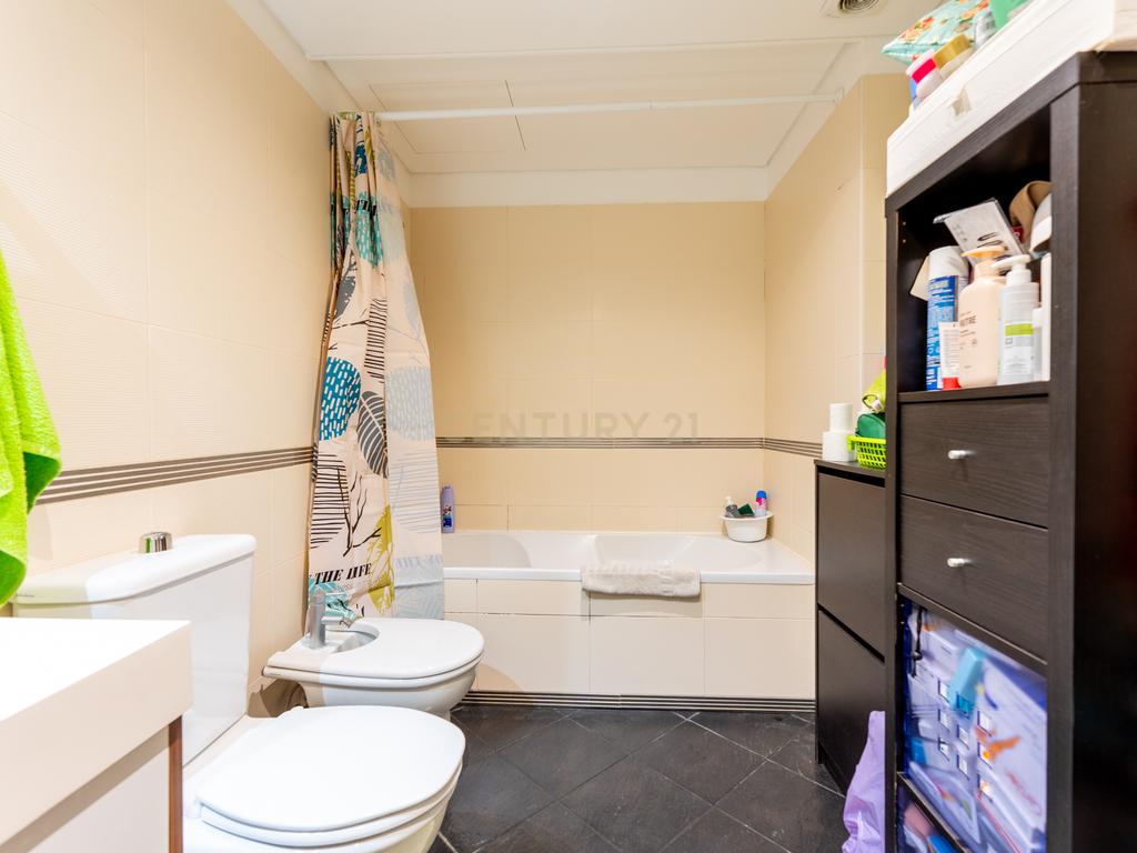 Apartamento T3 com 2 Terraços Gigantes e Vista Rio – A 10 min de Lisboa - Image 25