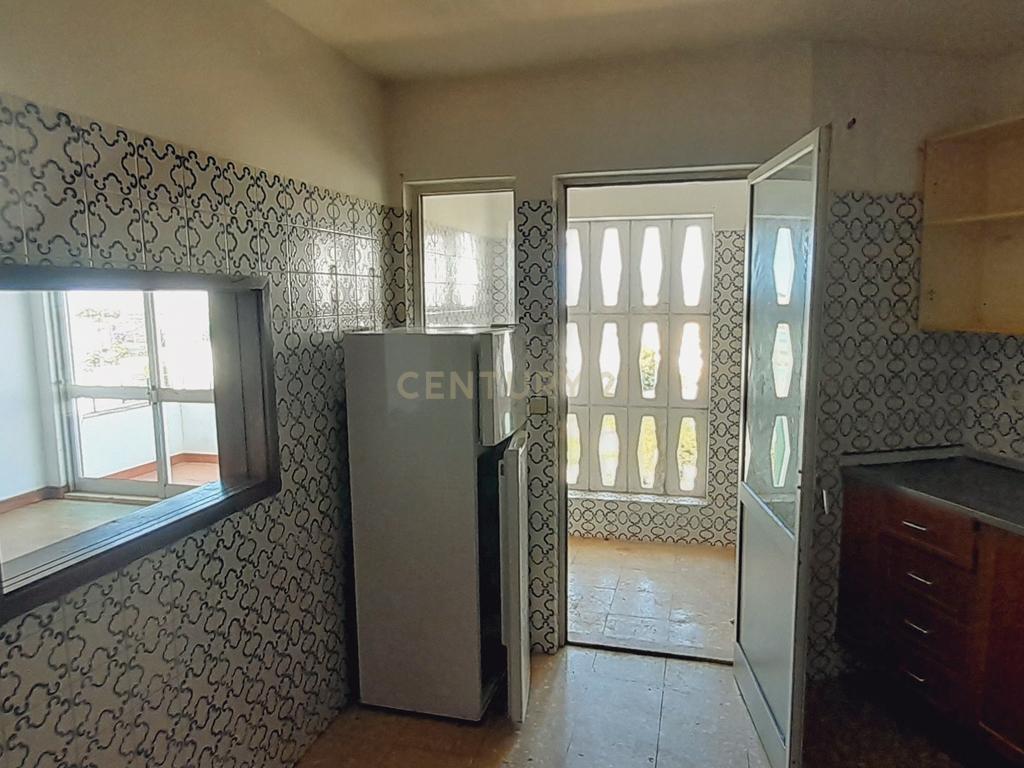 Apartamento T2 com Vista Panorâmica em Faro, Portimão - Image 10