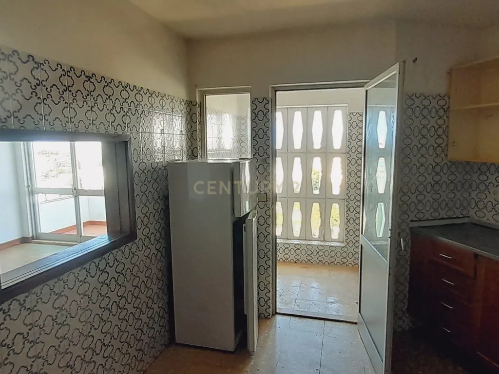 Apartamento T2 com Vista Panorâmica em Faro, Portimão - Image 10