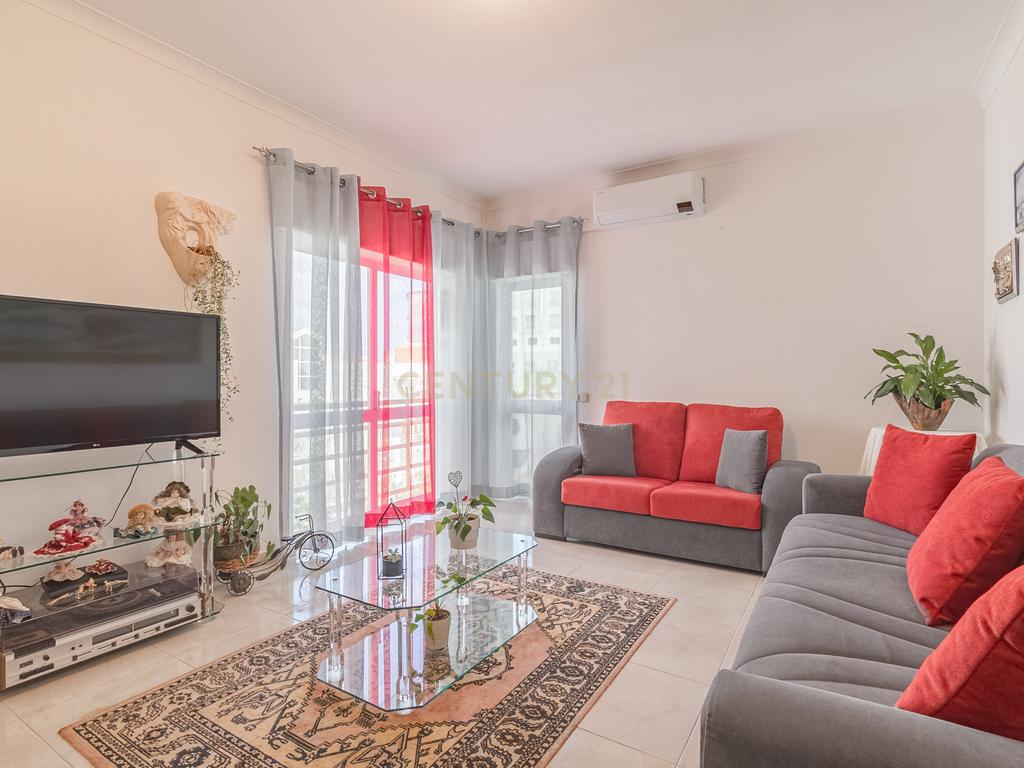 Apartamento T2 para Venda em Lagos - Image 2
