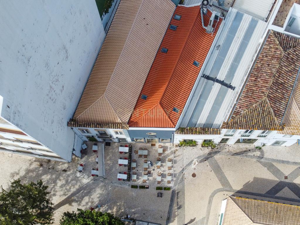 Restaurante para trespasse em Plena Baixa de Faro - Image 1