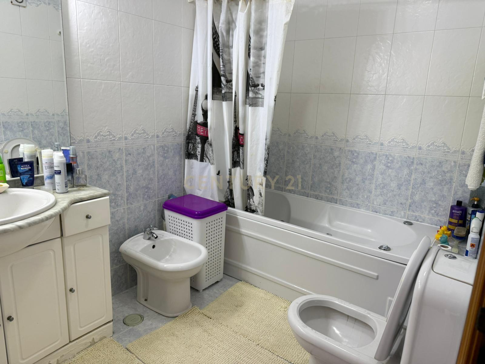 Apartamento T3 em Samora Correia com Varanda - Image 5