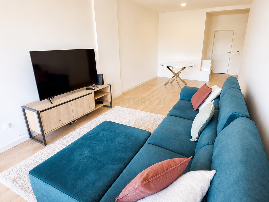 Apartamento T2 para arrendamento - Vila Nova de Gaia - Porto - Image 2
