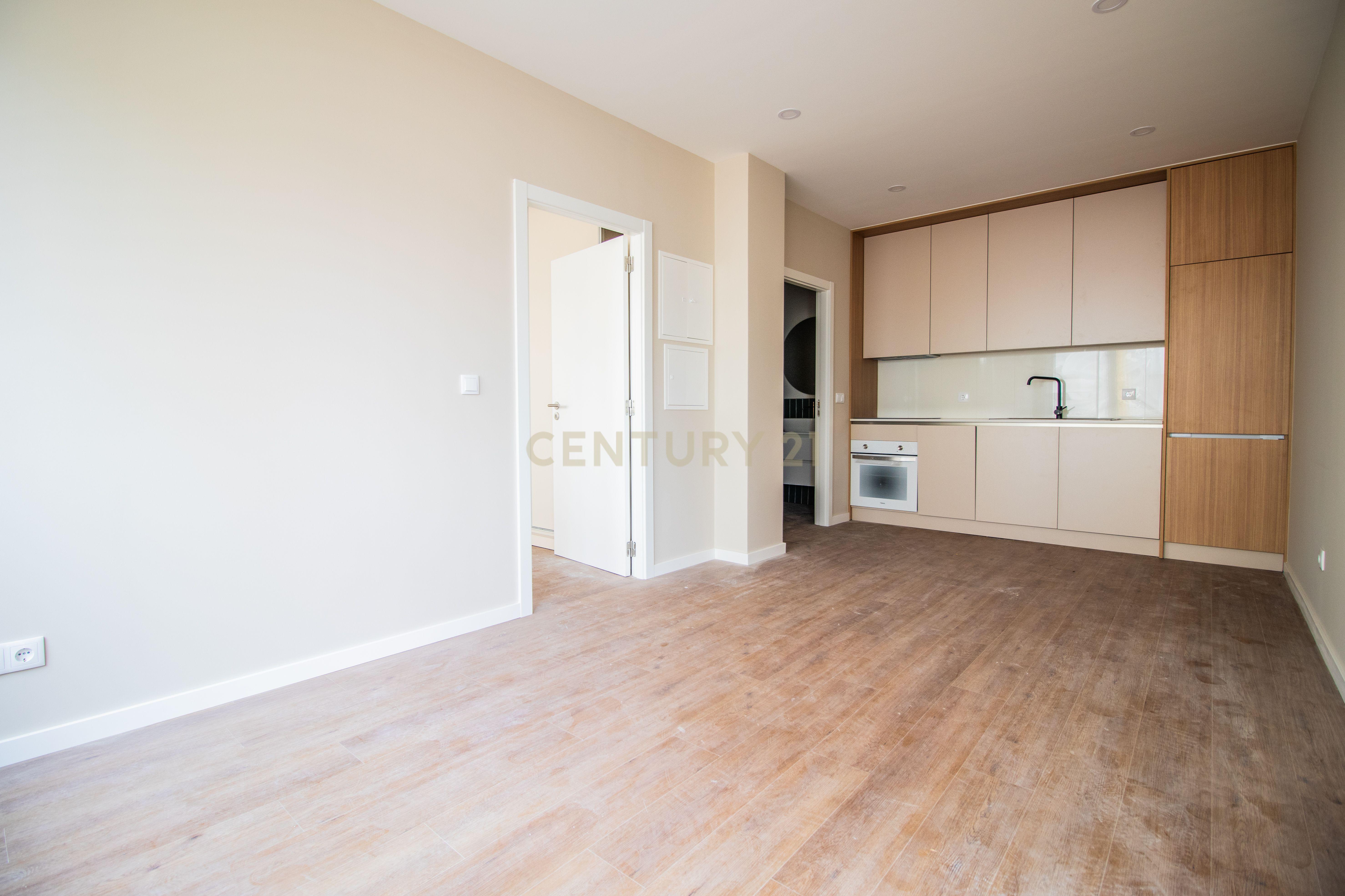 Apartamento T1 remodelado na Praia de Quiaios