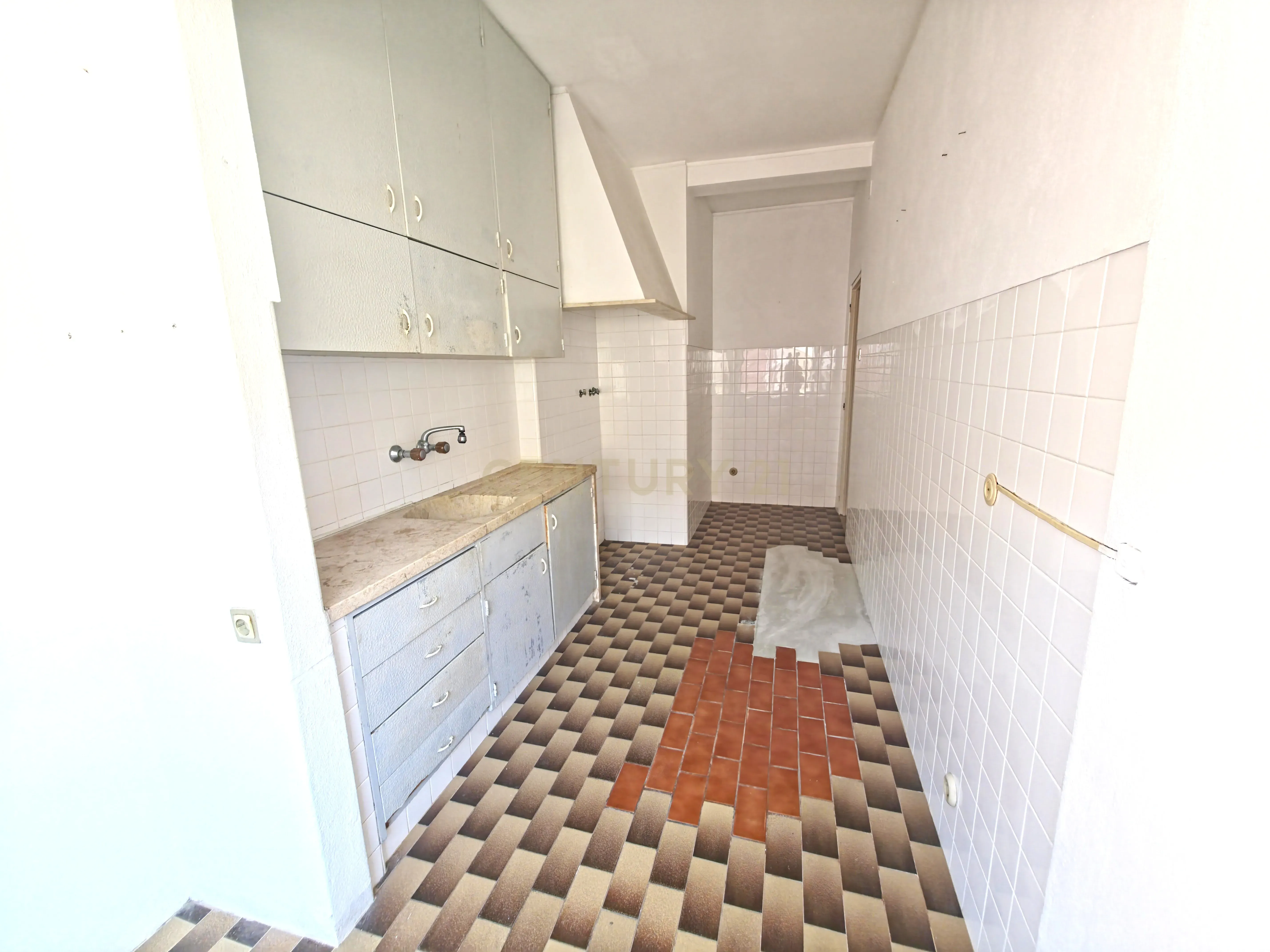 Apartamento T2 no Centro de Peniche - Image 9