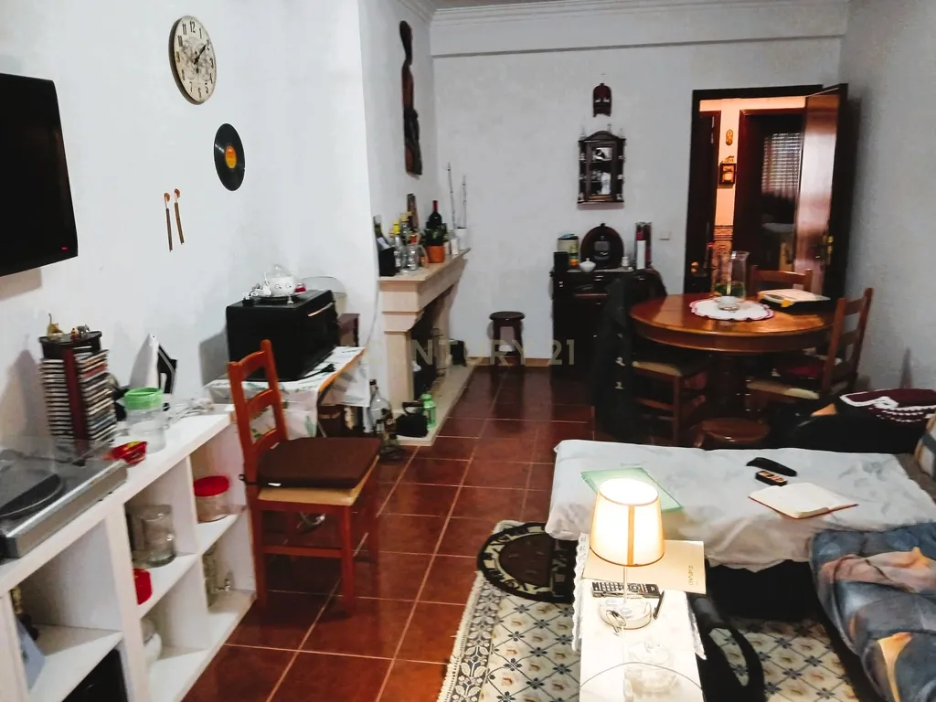 Apartamento T2 em Queluz - Image 10
