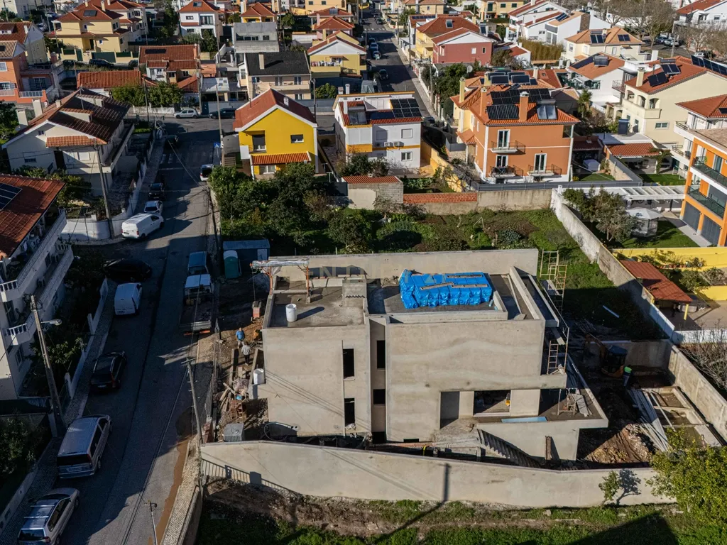 Moradia de Luxo T4 com Rooftop | Nova Construção | São Domingos de Rana – Cascais - Image 16