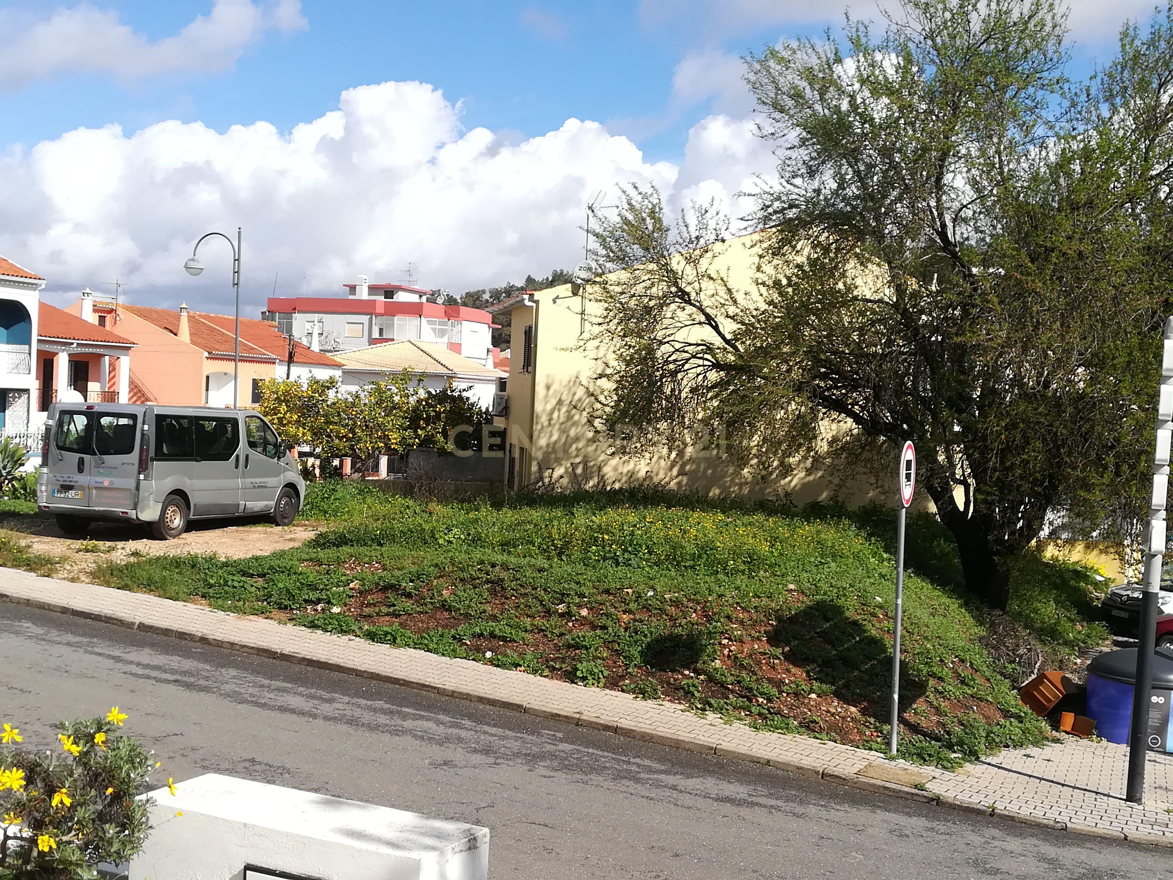 Fotografia 8 de Terreno Urbano para construção de moradia em São Bartolomeu de Messines, Silves