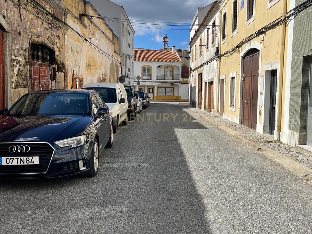 Loja com 74m2 no centro de Vendas Novas pronta para o seu novo negócio - Image 7