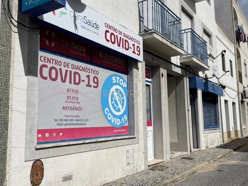 Loja com 74m2 no centro de Vendas Novas pronta para o seu novo negócio - Image 4