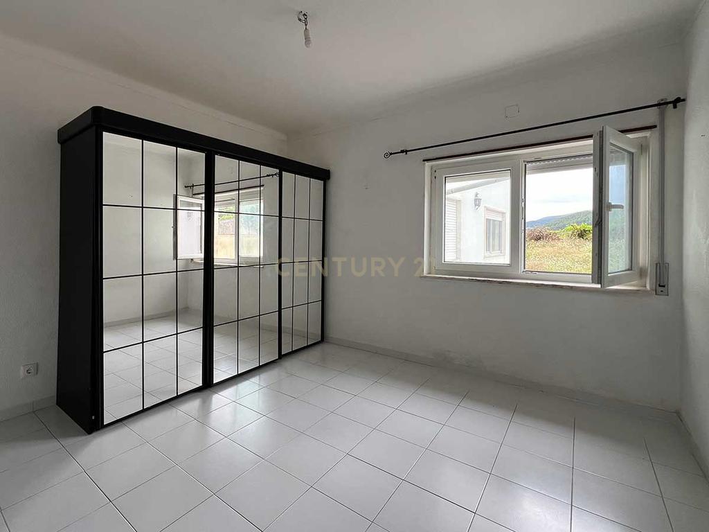 Moradia com Potencial em Rechaldeira, Vilar - Cadaval - Image 11