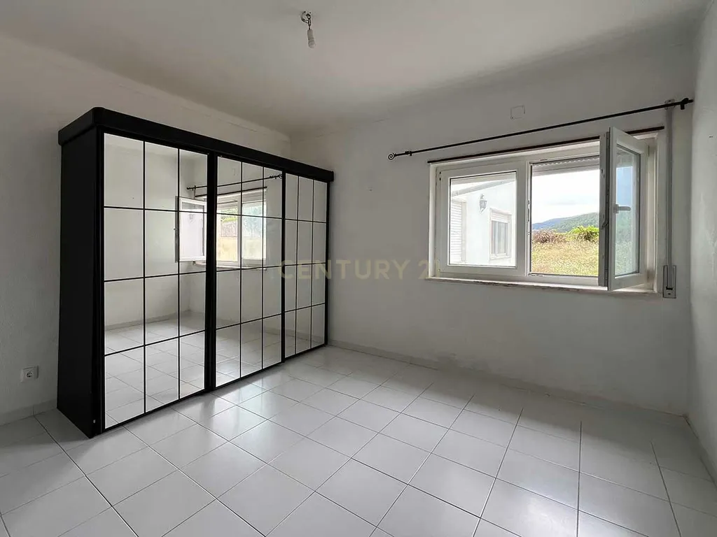 Moradia com Potencial em Rechaldeira, Vilar - Cadaval - Image 11