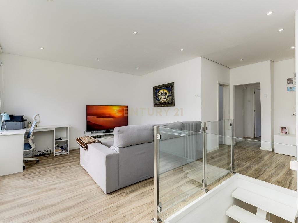 Encantadora Moradia com Vista Panorâmica em Sintra, Lisboa - Image 23