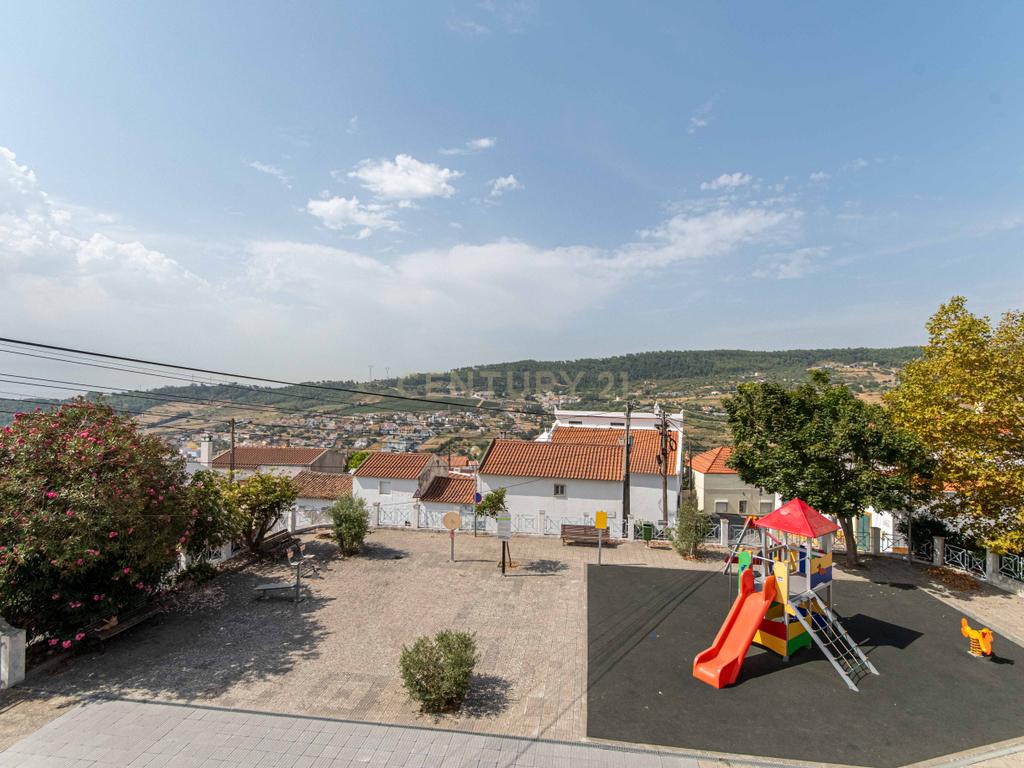 Moradia T3 em São João dos Montes - Image 9