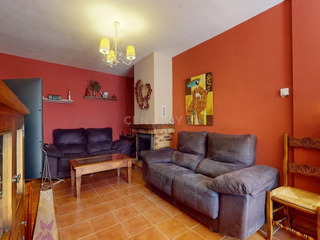 Chalet Renovado em Alovera, Guadalajara - 5 Quartos e 3 WC - Image 14