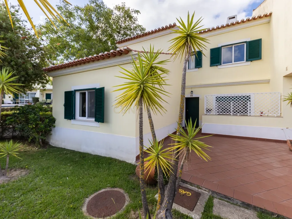 Moradia T3 no Condomínio Varandas do Golfe do Montado – Segurança, Conforto e Estilo de Vida Exclusivo - Image 2