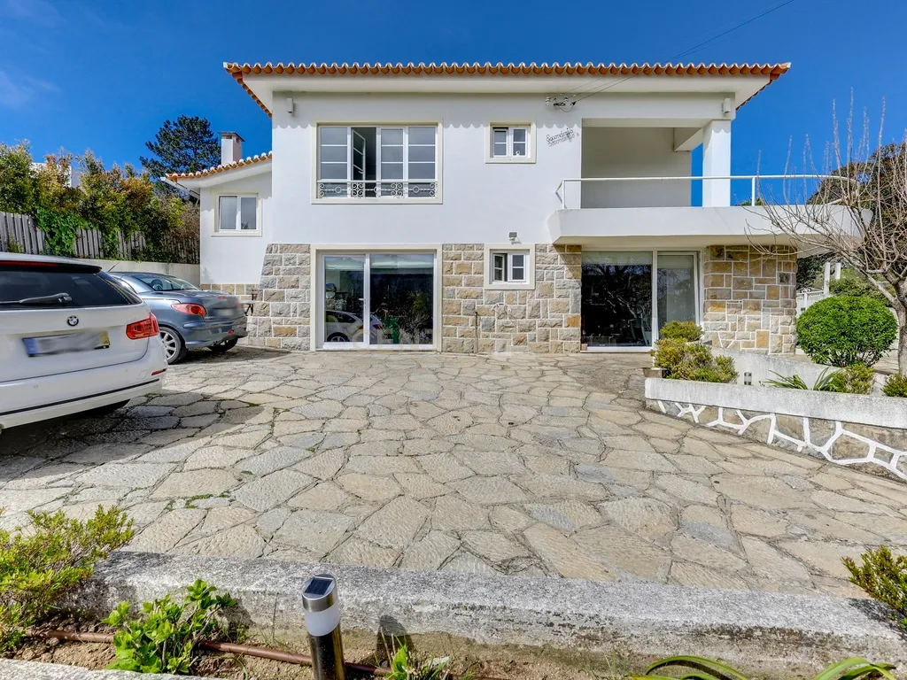 Encantadora Moradia com Vista Panorâmica em Sintra, Lisboa - Image 4