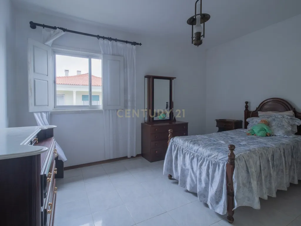 Moradia T3 com terreno + Moradia T2 - Image 20