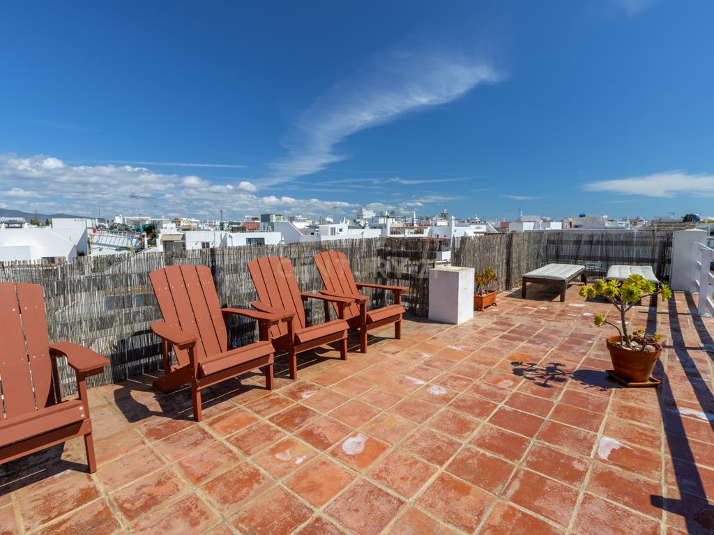 Typical 3 bedroom house in Baixa with Ria view and terrace - Image 26