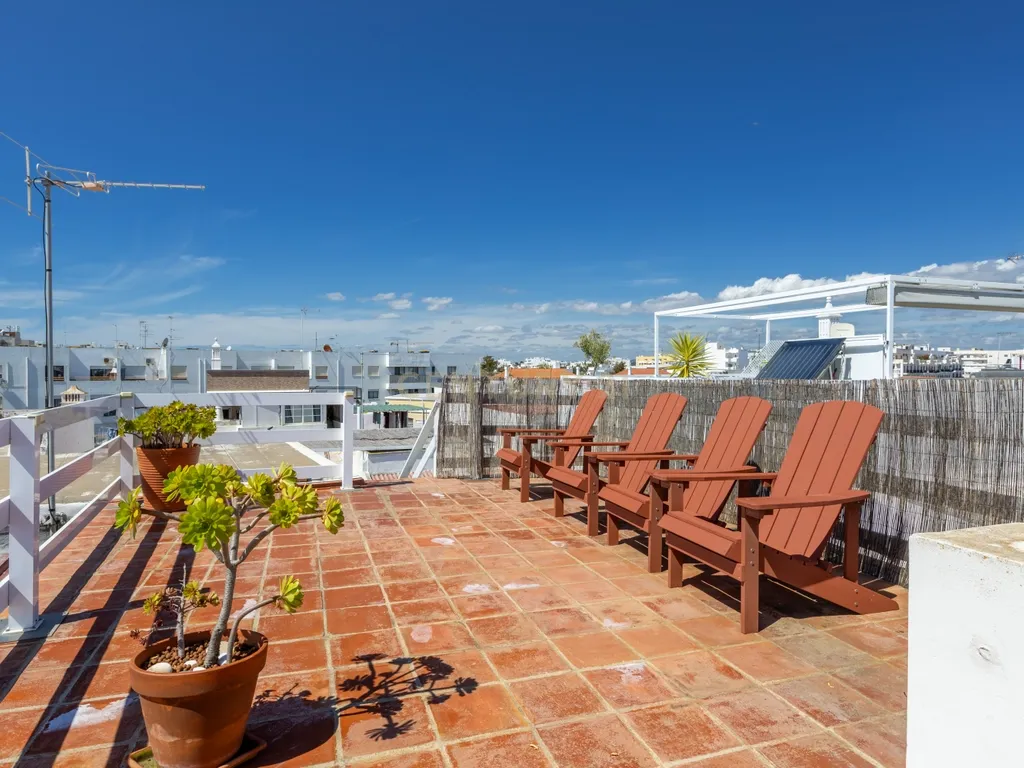 Typical 3 bedroom house in Baixa with Ria view and terrace - Image 24