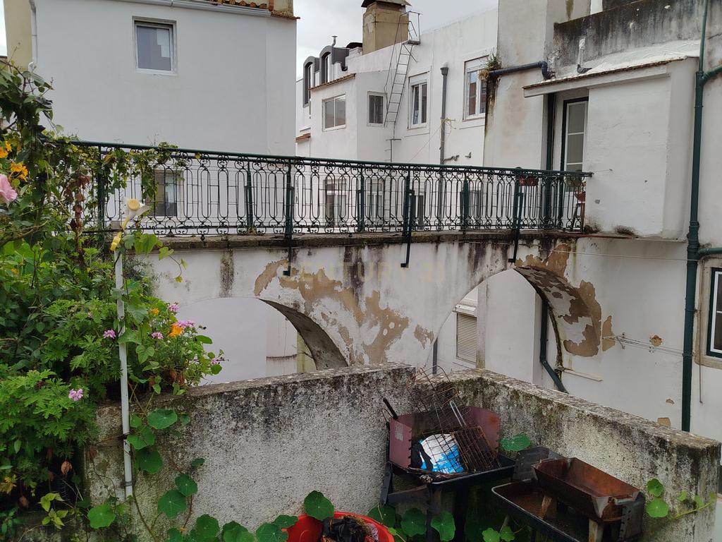 Edifício para Recuperação com Vista para o Rio em Lisboa (São Vicente) - Image 30