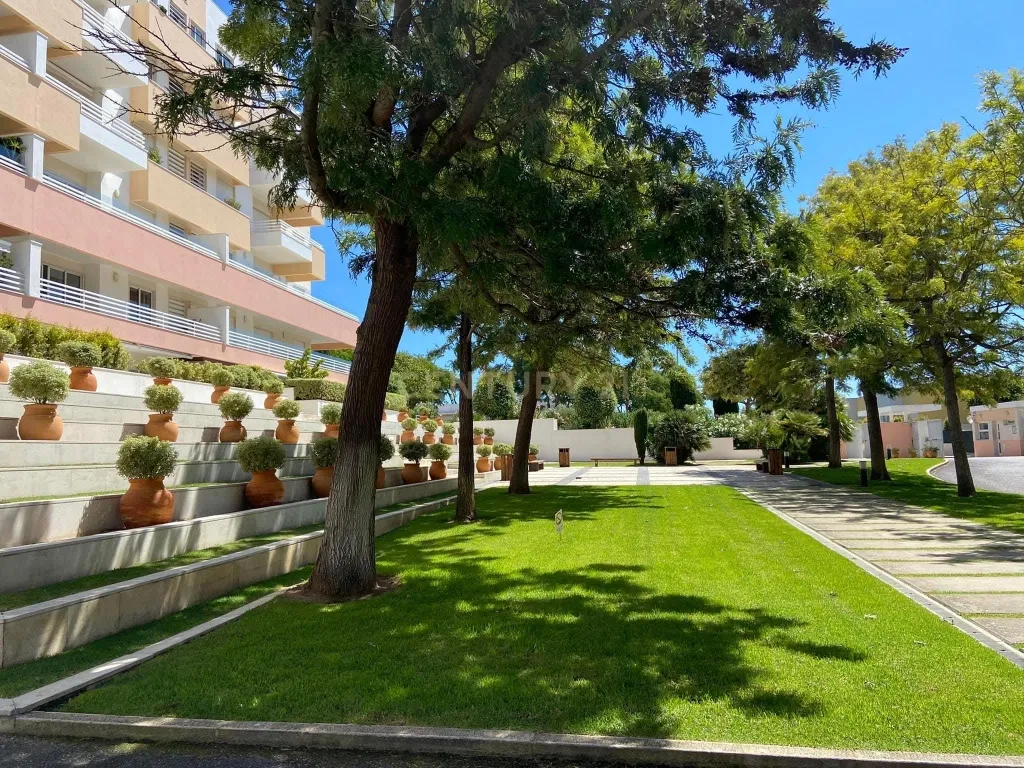T4 Condominio Fechado com Vista mar, jardins, piscinas, ginasio e segurança 24hrs - Image 7