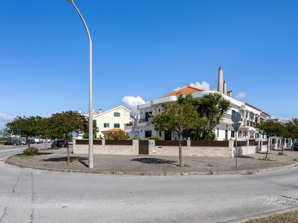 💥 Excelente Moradia T4 – Samouco – Alcochete 💥 - Image 51
