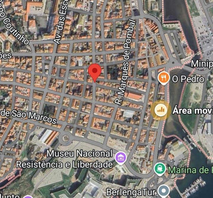 PRÉDIO NO CENTRO HISTÓRICO DE PENICHE – OPORTUNIDADE ÚNICA! - Image 11