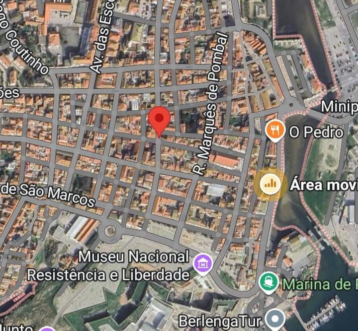 PRÉDIO NO CENTRO HISTÓRICO DE PENICHE – OPORTUNIDADE ÚNICA! - Image 11