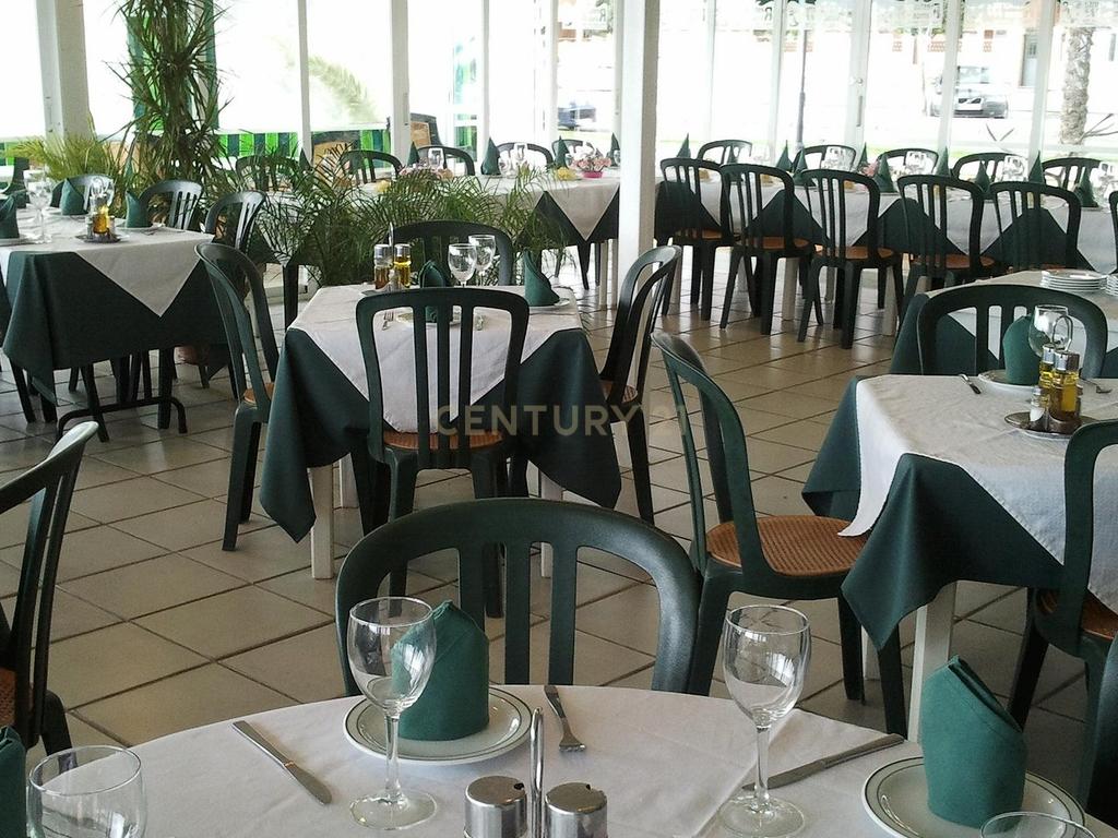 Restaurante em Málaga - Oportunidade Única de Investimento - Image 11