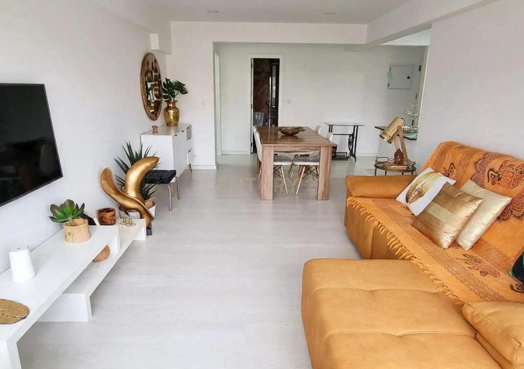 Apartamento T3 Remodelado | Odivelas | Negociável - Image 7