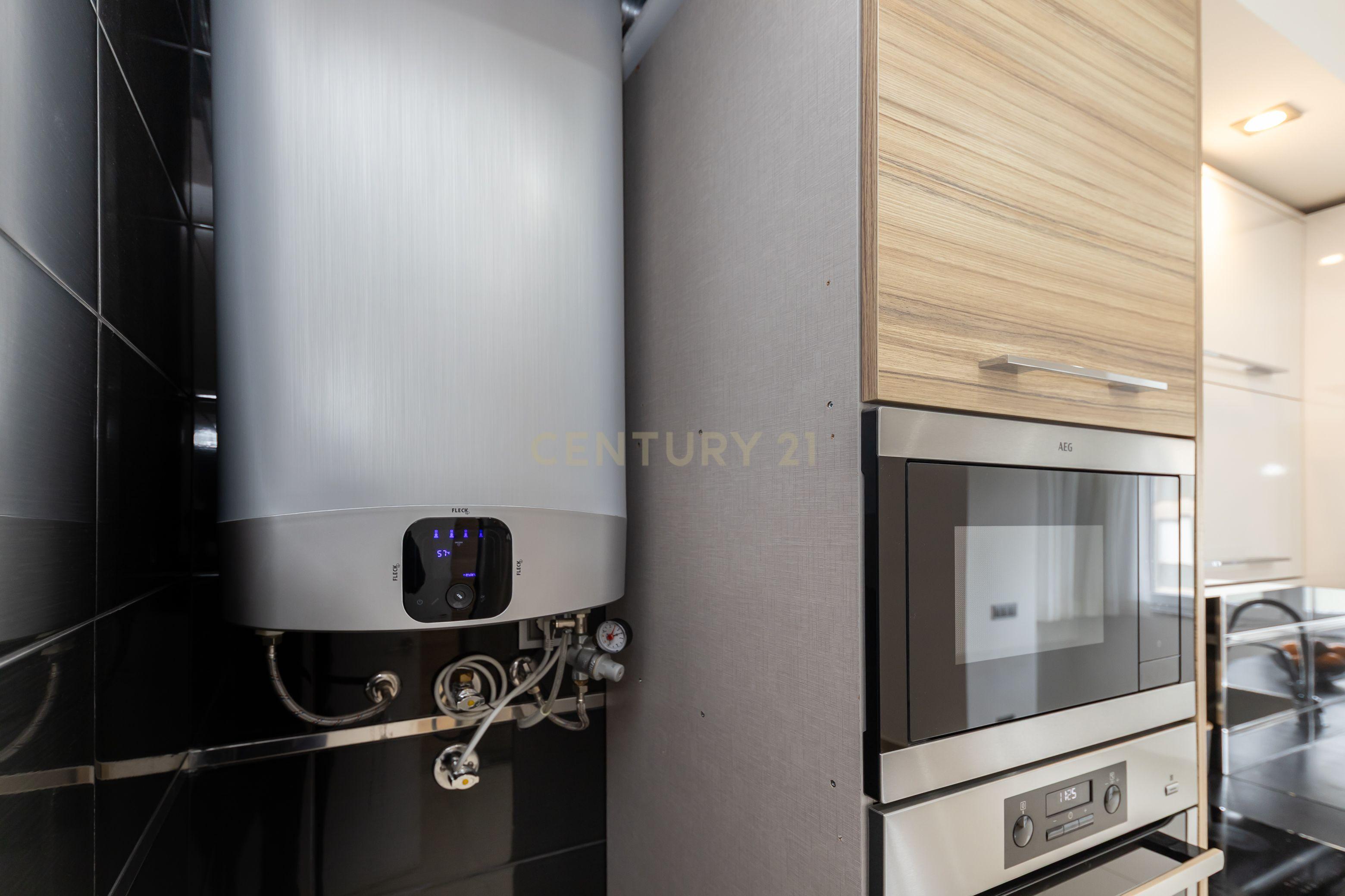 Apartamento T4 convertido em T3 - Totalmente Renovado com Materiais Premium no Centro de Setúbal - Image 30