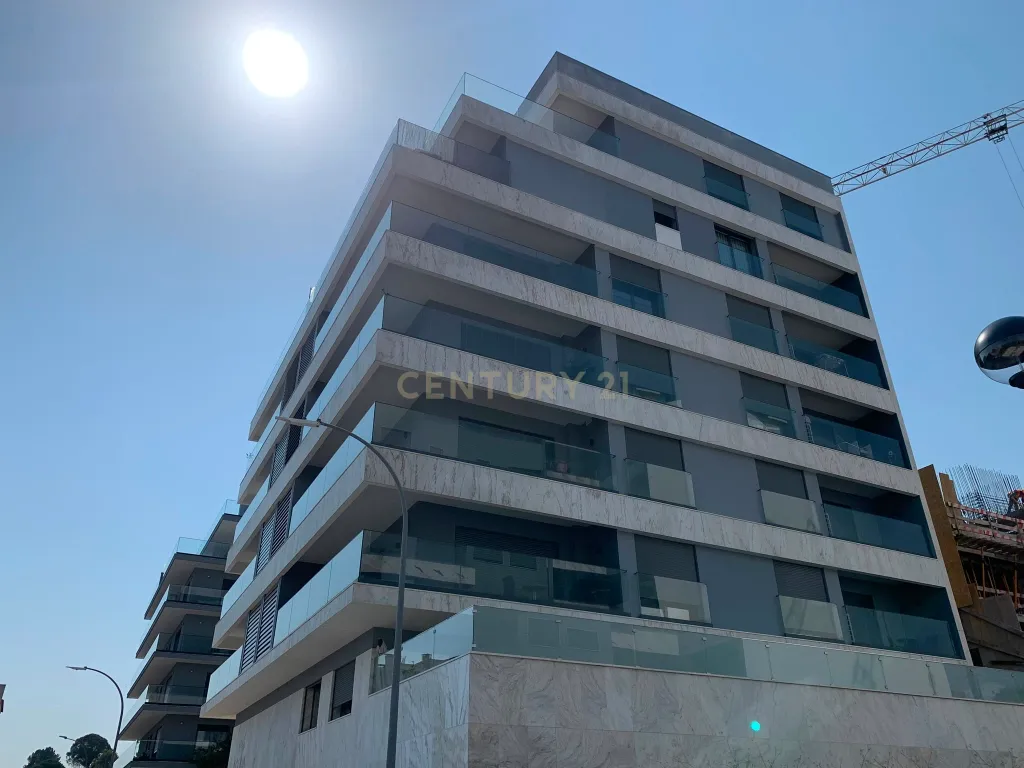 Oportunidade De Investimento Terreno Centro Amadora com projeto aprovado e licenças a pagamento - Image 18