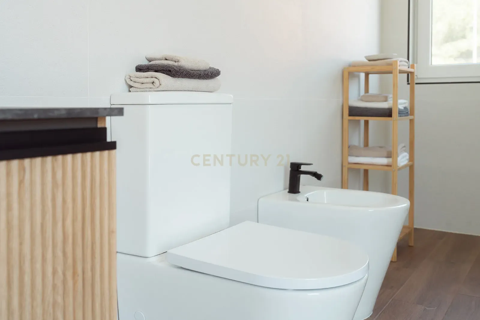 🏡 Casa nova em Cunit – Design, eficiência e conforto junto ao mar Estreie o seu lar ideal na rua Havana em Cunit! - Image 28