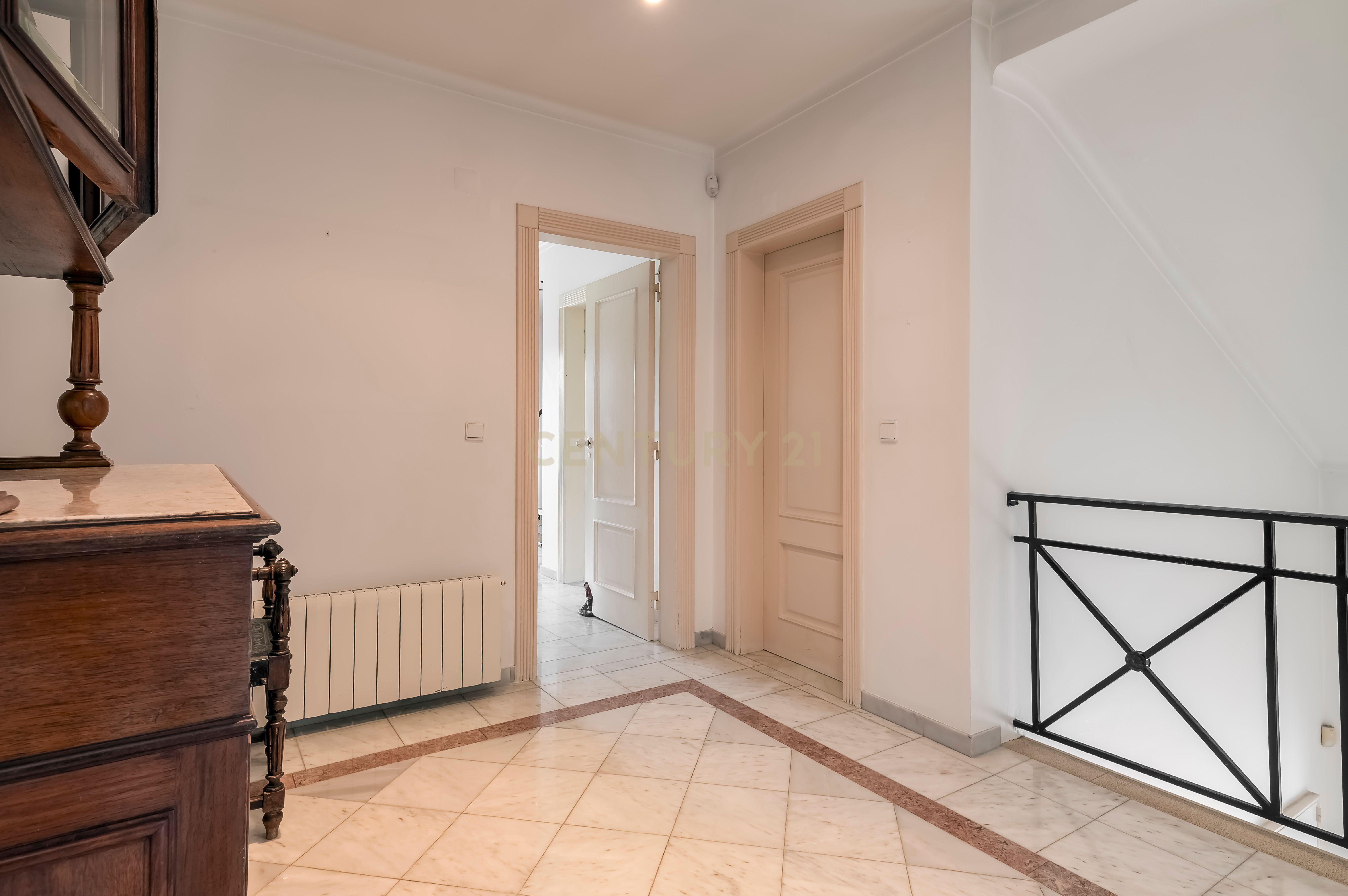 Moradia V5 em Morelinho, Sintra - Image 40