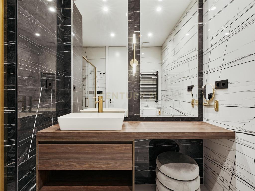 Luxuosa Moradia Renovada em Madrid, Comunidad de Madrid - Image 18