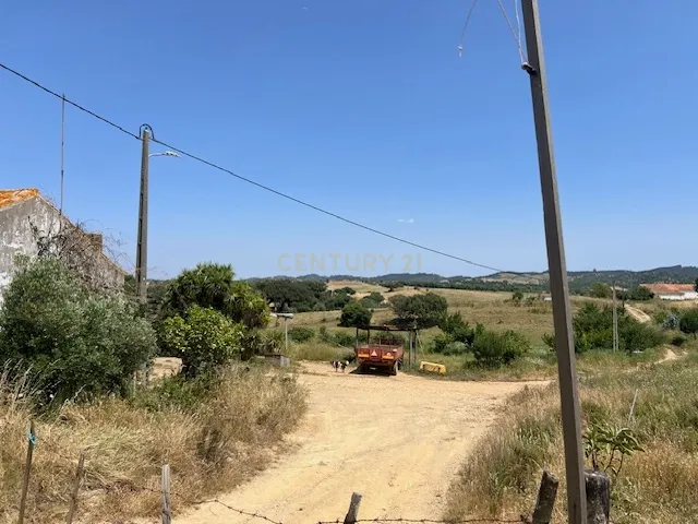 Herdade com 59,225 ha , 687m2 urbano, nascente de água, em Colos, Odemira - Image 38