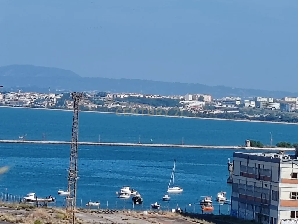 Apartamento T3 em Almada - Image 37