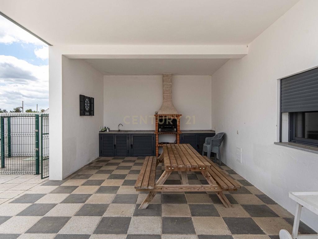 Moradia Térrea T4 no Montijo — Isolada, Moderna e com Piscina - Image 47