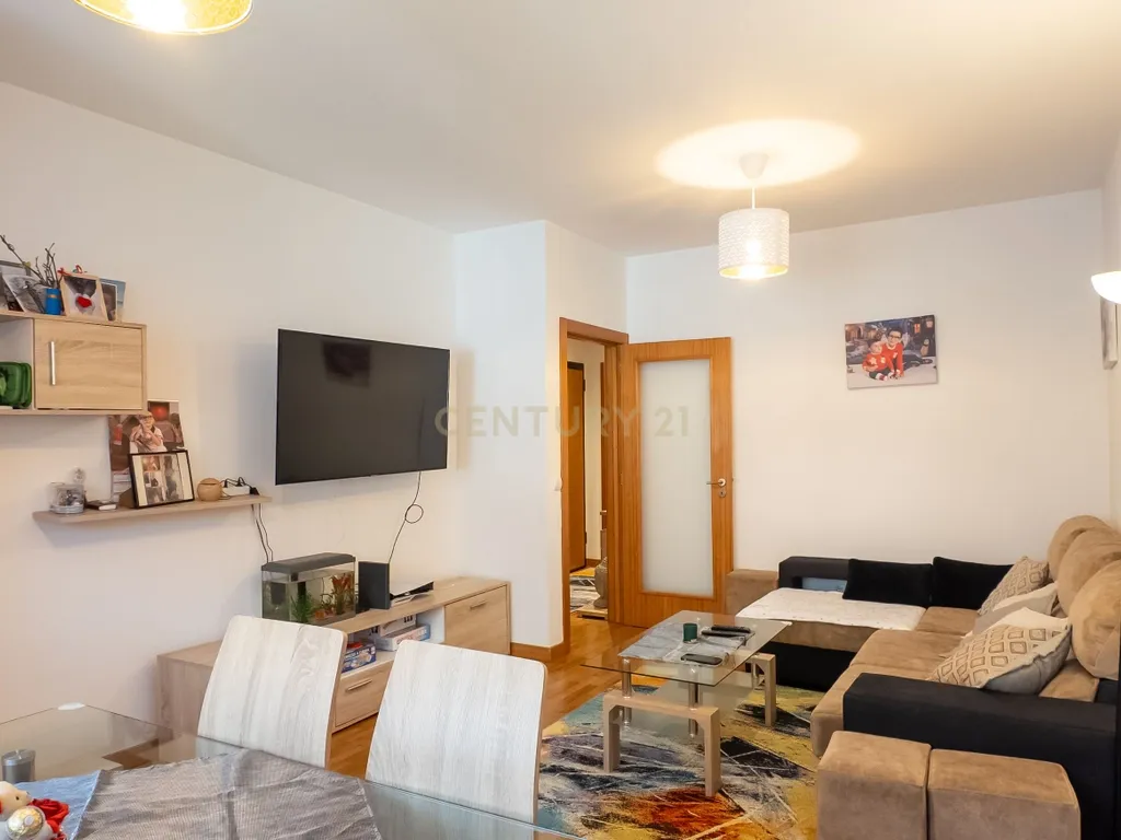 Apartamento T2+1 com terraço, Matosinhos - Image 4