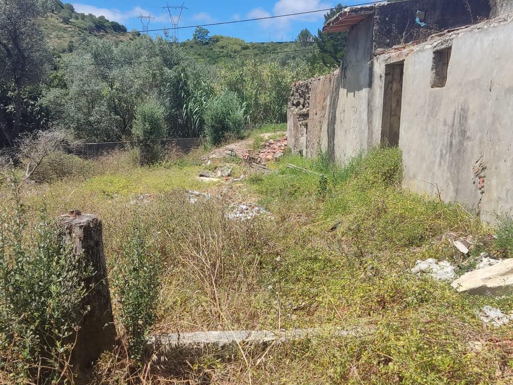 Terreno Urbano em A- da Beja-  Amadora, Oportunidade Única por 140.000€ - Image 4